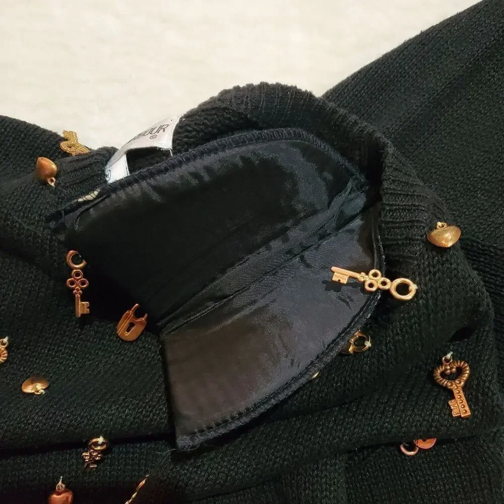 Victoria Harbour Vintage Black Knit Lock and Key Sweater, Size Medium